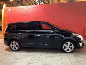 renault grand scenic iii 1.5 dci 110ch 7 places