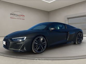 r8 coupé v10 s tronic performance iva inclusa