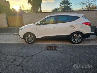 hyundaiix35 ix35 1.7 crdi 2wd xpossible