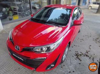 toyota yaris 1.5 107cv xls pack cvt !!!(tomamos tu usado en parte de pago o para la venta)!!!