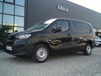 cargo xl 1.5 diesel 130cv s&s eat8 pl 950kg