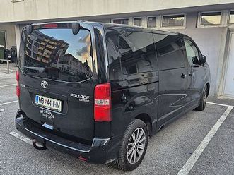 toyota proace verso 1.5 d-4d 88kw family medium