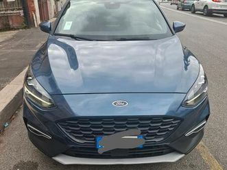 ford focus active sw