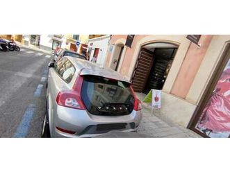 volvo c30 1.6 d 115 drive momentum start-stop