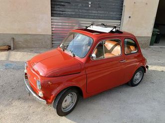 fiat 500 r d'epoca del 1975 a pescara