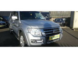 mitsubishi pajero 2015