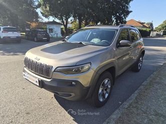 trailhawk solo 19000 km pari al nuovo