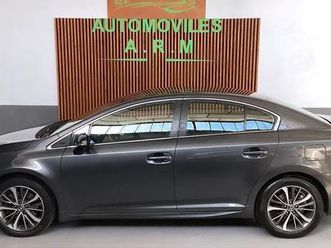 toyota - avensis 2.0 150d advance