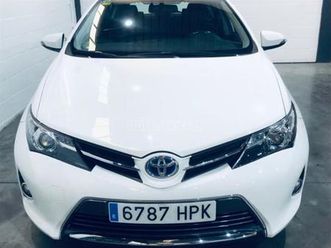 toyota - auris hybrid active