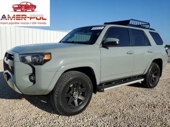 toyota 4-runner trail 2022 4.0l 4.0 benzyna 270km