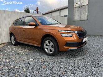 škoda kamiq 1,5 tsi,110kw,style,1.maj.,čr