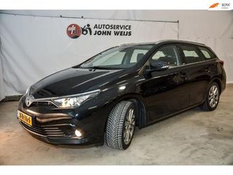toyota auris touring sports 1.2t achteruitrijcamera, climatronic