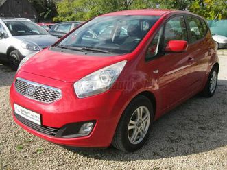 kia venga 1.4 crdi hp tx digitklima-vonóhorog-végig vezetett szervízkönyv