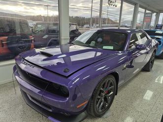 dodge challenger 2023 r/t pa