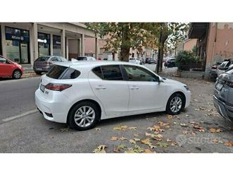 lexus ct200h