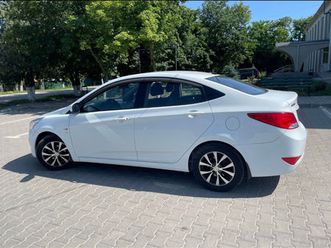 hyundai solaris an. 2015