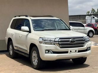 toyota landcruiser sahara - 2018