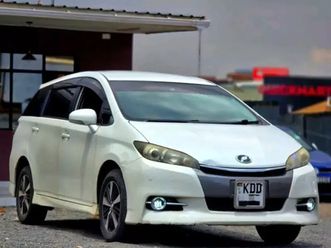 toyota wish - 2014