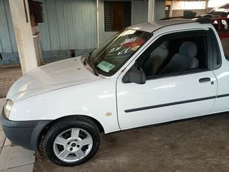 vende-se courier 2008 dh,vidro .