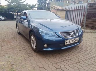 toyota mark x - 2010