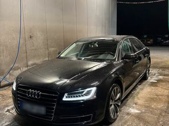 audi a8 lang