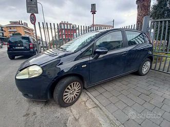 lancia y 1.4 gpl grande punto 1.4 metano 2009