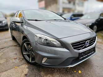 volvo v40 momentum r-design /aut. /190ps