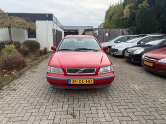 volvo s40 - 1.8