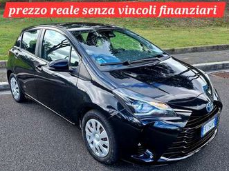 yaris 1.5h prezzo reale senza vincoli finanziari
