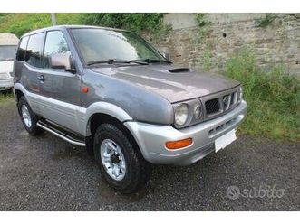 terrano 2.7 td iscritto asiganco traino pochi km