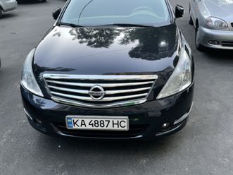 nissan teana 2010
