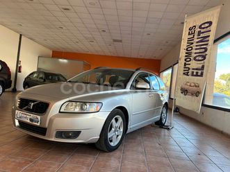 volvo v50 2.0 d3 kinetic
