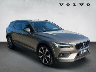volvo v60 t5 250ch awd cross country caméra t.o / 23