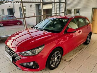 hyundai i30 1,0t-gdi 88kw family 6mt