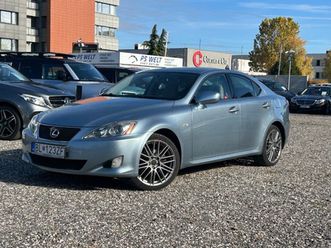 lexus is 220d executive