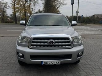 toyota sequoia 2008