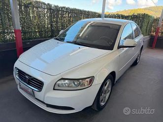 volvo s40 d2 momentum 1.6 d 110cv