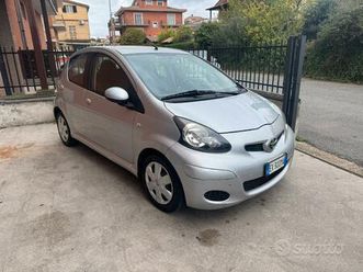 toyota aygo 1.0 12v vvt-i 5 porte sol connect mmt