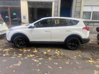 ② toyota rav4 — toyota — 2ememain