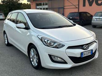 blue kombi 1.6 crdi style