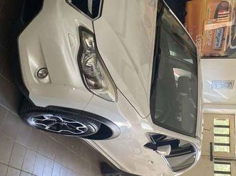 xv i 2.0d s unlimited (exclusive) 6mt