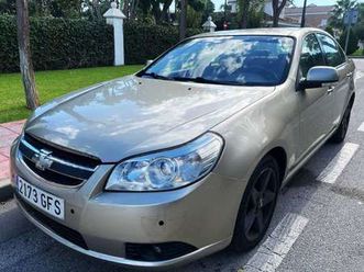 berlina automático de 4 puertas