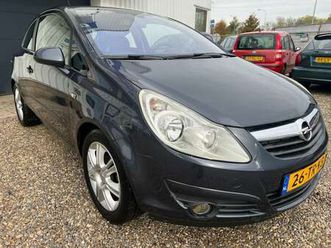 opel corsa - 1.4-16v cosmo
