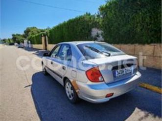 hyundai accent 1.3i gls 12v