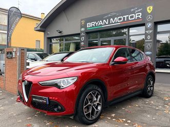 stelvio stelvio 2.2 turbodiesel 210 cv at8 q4 executive
