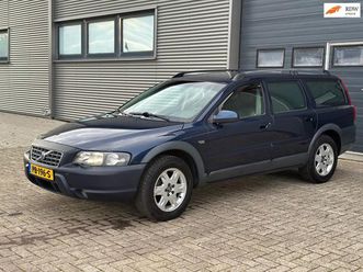 volvo v70 cross country - 2.4 t geartr. comf. automaat - leer - trekhaak - nwe apk