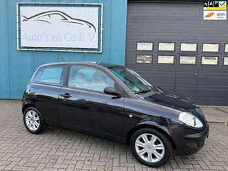 lancia y(psilon) - ypsilon 1.2 argento airco stuurbekr nl auto nap apk 29-08-2026