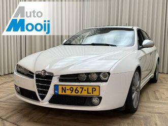 alfa romeo 159 sportwagon 1.7 t ti *schuifdak* carplay, leder+stoelverw., bose, xenon, 19