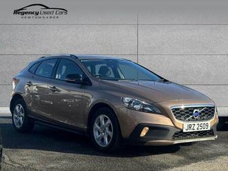 2015 volvo v40 d2 cross country se 5dr