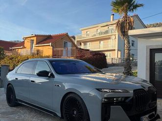 bmw serija 7 m760e xdrive, 2023 god.